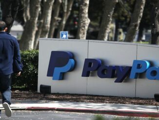 PayPal Shares Slump as Revenue Growth Slows