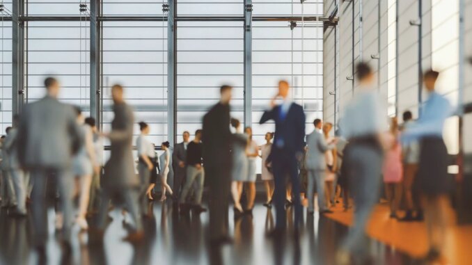 US Jobs Report Shows Gain of 467,000 in January, Exceeding Expectations