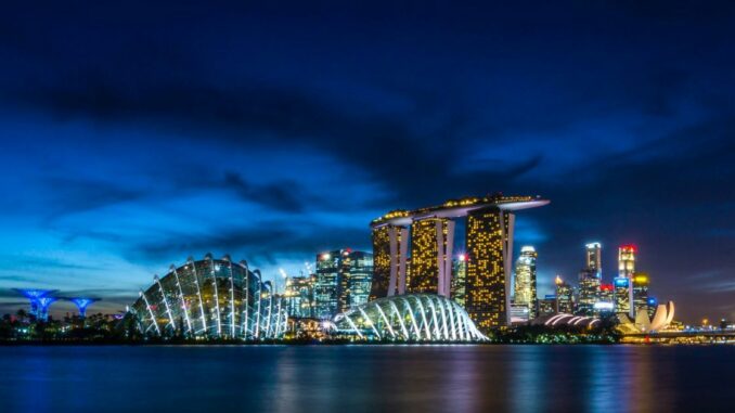 First Mover Asia: DBS Bank's Ditching Retail Exchange Delivers a Small Blow to OSL, Less so to Singapore's Crypto Industry; Bitcoin Rises Late Sunday