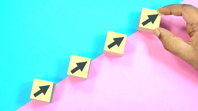 Crypto.com Restarts Staking Rewards After Community Furor