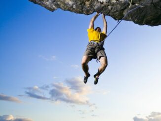 First Mover Americas: Bitcoin Holds $30K After Turbulent Week, Altcoins Trade Up