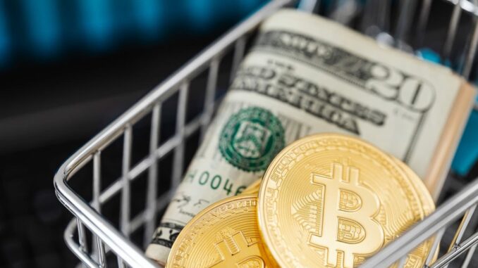 Institutional Investors Flood Over $300 Million In Bitcoin Fund, BTC To Reverse Above $30k?