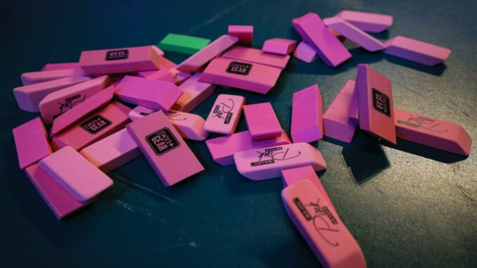 Market Wrap: Bitcoin Erases Weekly Losses, but Skepticism Remains