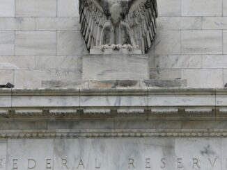 Bitcoin y ether caen mientras analistas temen un ajuste monetario de la Fed para 2023