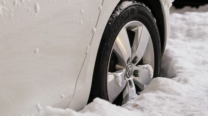 Bitcoin Lags as Unwinding of 'Fed Trade' Lifts US Stocks Above 200-Day Average