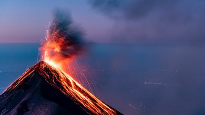 El Salvador Passes Law Paving the Way for 'Volcano Bond'