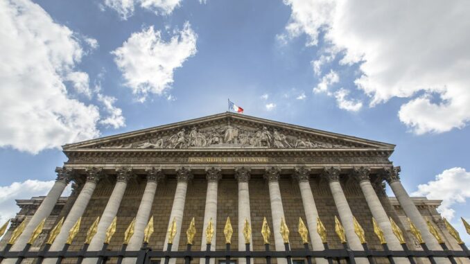 French Financial Regulator Supports Faster Mandatory Licensing for Crypto Firms
