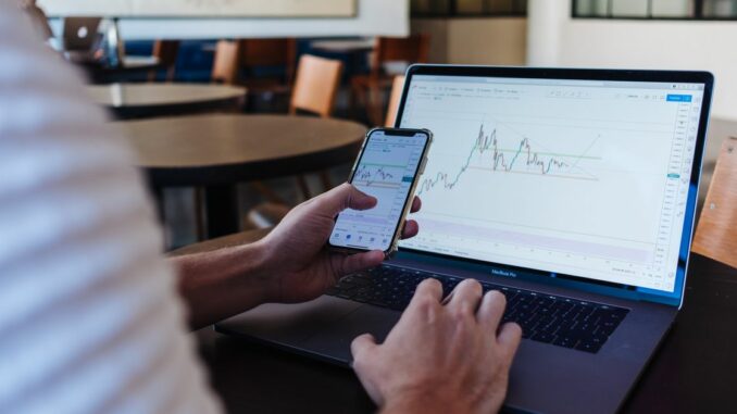 Aventus Slides 4.2% on Low Volume as Token Split Plans Shelved