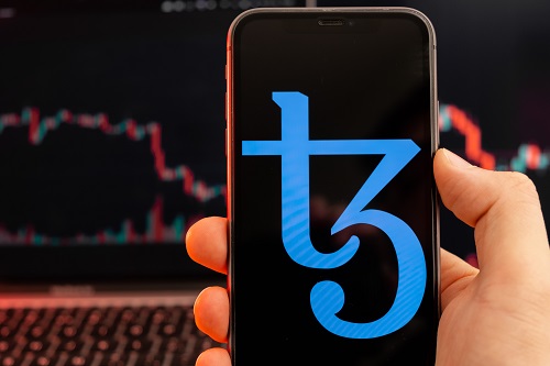Tezos (XTZ) price outlook as Smart Rollups go live on Tezos