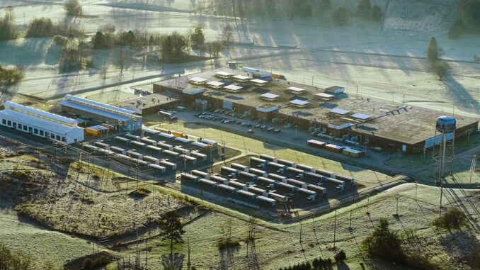 Amid Bankruptcy, Core Scientific Signs Bitcoin Mining Hosting Contracts for Almost 18,000 Machines