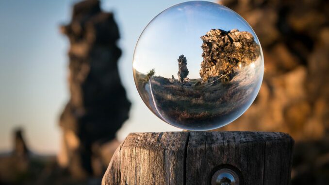 Crypto Analysts Focus on Bitcoin's (BTC) 50-Day Moving Average After 11% Price Pullback
