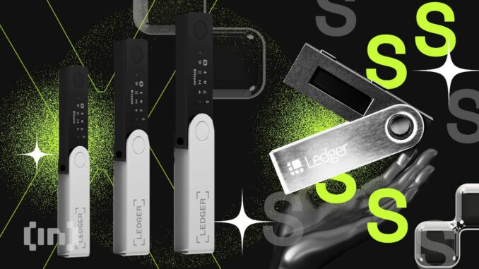 Crypto Community Roasts Ledger for ‘Stylish’ Cold Wallet Necklace Combo