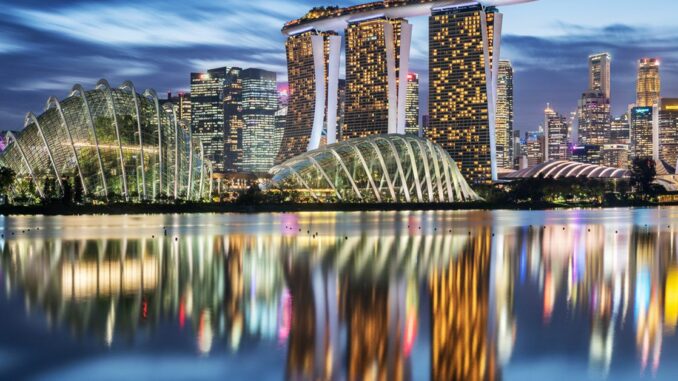 Singapore Working With Banks to Provide Guidance on Crypto Businesses: Bloomberg