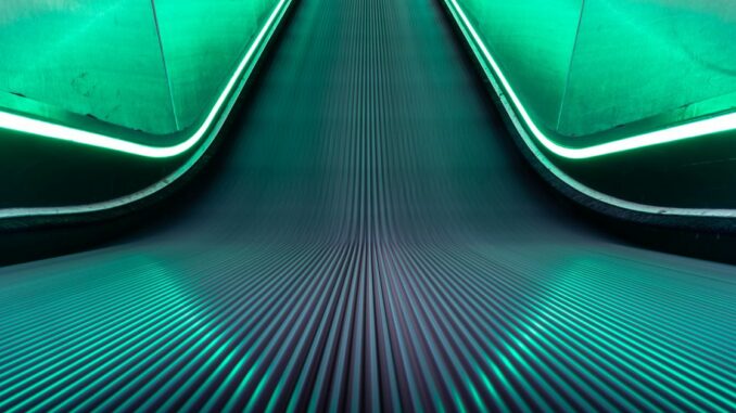 True Consumer Protection in Crypto Lies Between Centralization and Decentralization