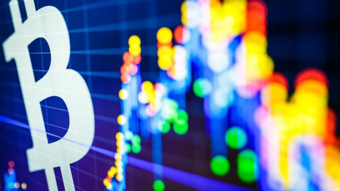 BTC Above 200-Week Average as Dollar Index Rallies Most