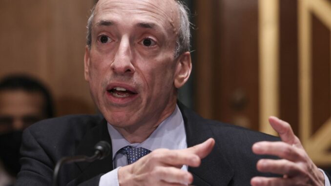 SEC Blasted on Custody Proposal by JPMorgan, NYDFS, Bakkt And a Fellow Agency