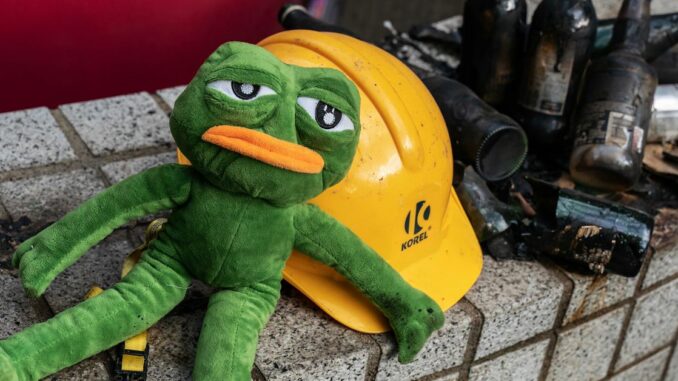 ‘Smart Money’ Traders Reduce Pepecoin PEPE Holdings by $3M as Meme Coin Mania Cools