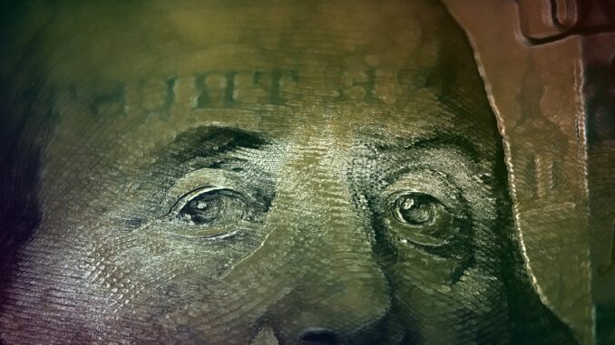 Tether Is Going on a Bitcoin Buying Spree, but It Should Be Holding Cash
