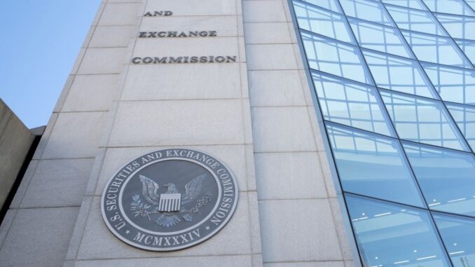 Coinbase Rallies Behind Incoming SEC Chair Promising Full Focus on Crypto Clarity