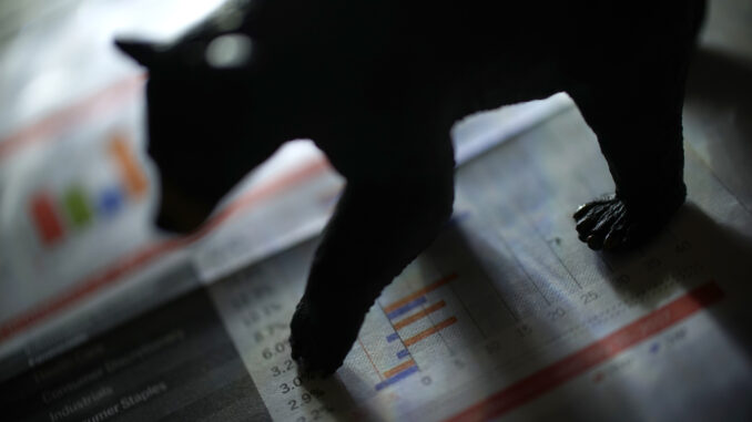 Bitcoin Leveraged Traders Are Back Betting On A Price Decline — What This Means