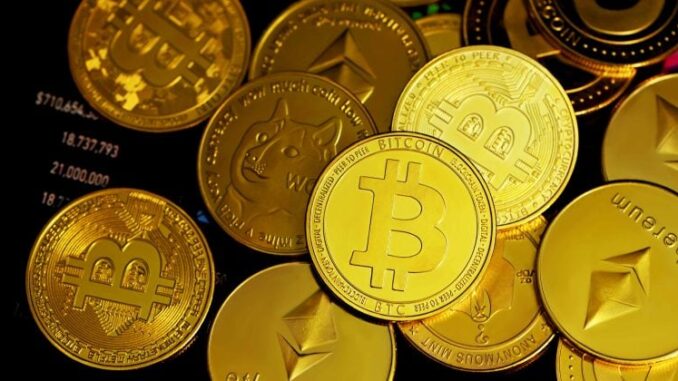 Crypto funds saw $1.9 billion outflow last week, totaling $4.9 billion in four weeks