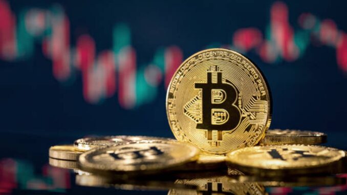 Bitcoin Reaches Key Decision Zone: 2 Possible Price Scenarios