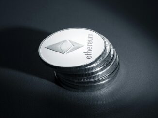 Ethereum Stalls In A Critical Zone As Breakout Structures Wait For Confirmation