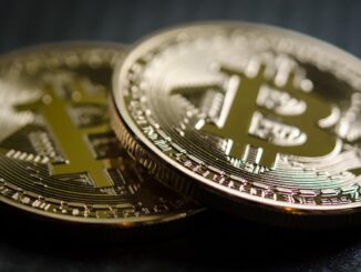 Range High Reclaim Or Weekly Lows? Bitcoin At A Critical Crossroads