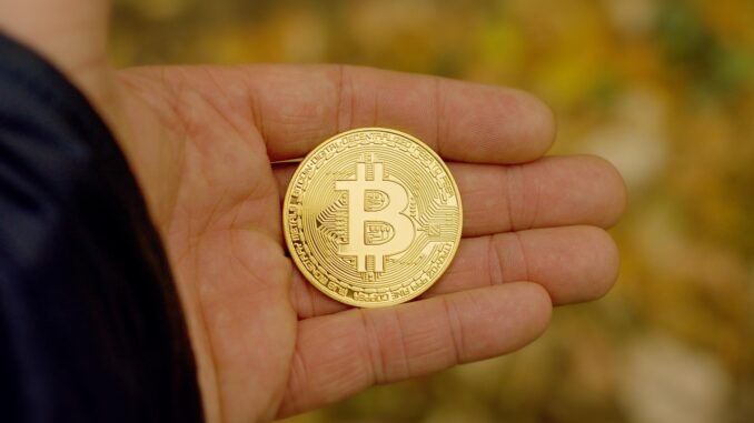 Bitcoin Price Breaks 14-Year Support For The First Time In History, Analyst Predicts $50,000 Target