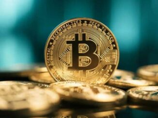 Bitcoin eyes $83K as Trump pauses Strait of Hormuz military operation, Iran signals cooperation